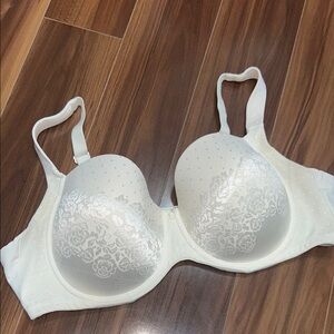 42D Soma stunning support full coverage lightly lined bra